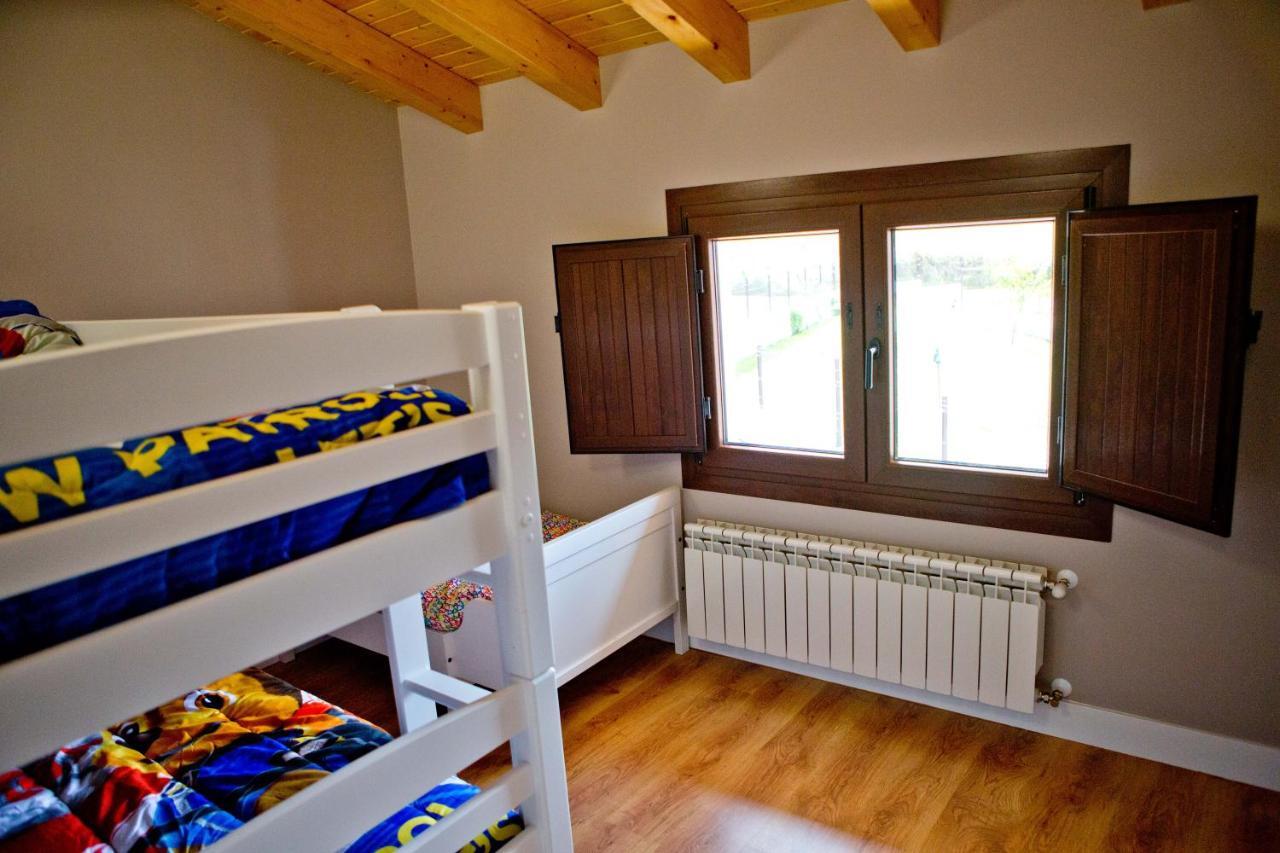 Vila Ca Roxa Pravia Exteriér fotografie